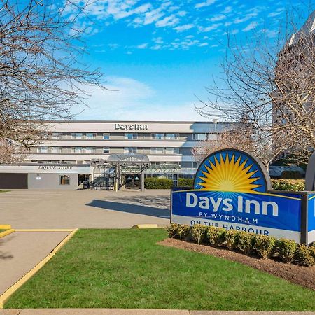 Days Inn By Wyndham Victoria On The Harbour Exteriér fotografie
