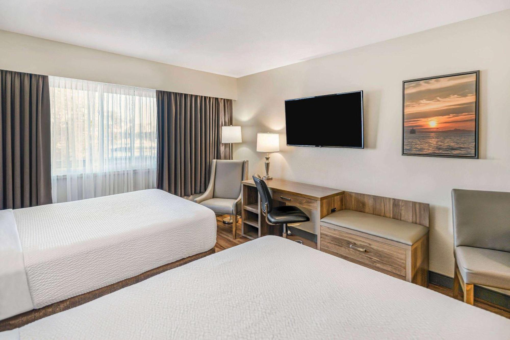 Days Inn By Wyndham Victoria On The Harbour Exteriér fotografie